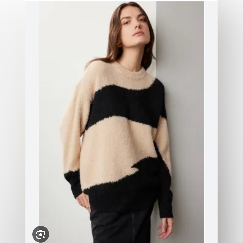 Apiece apart Elle textured crew
